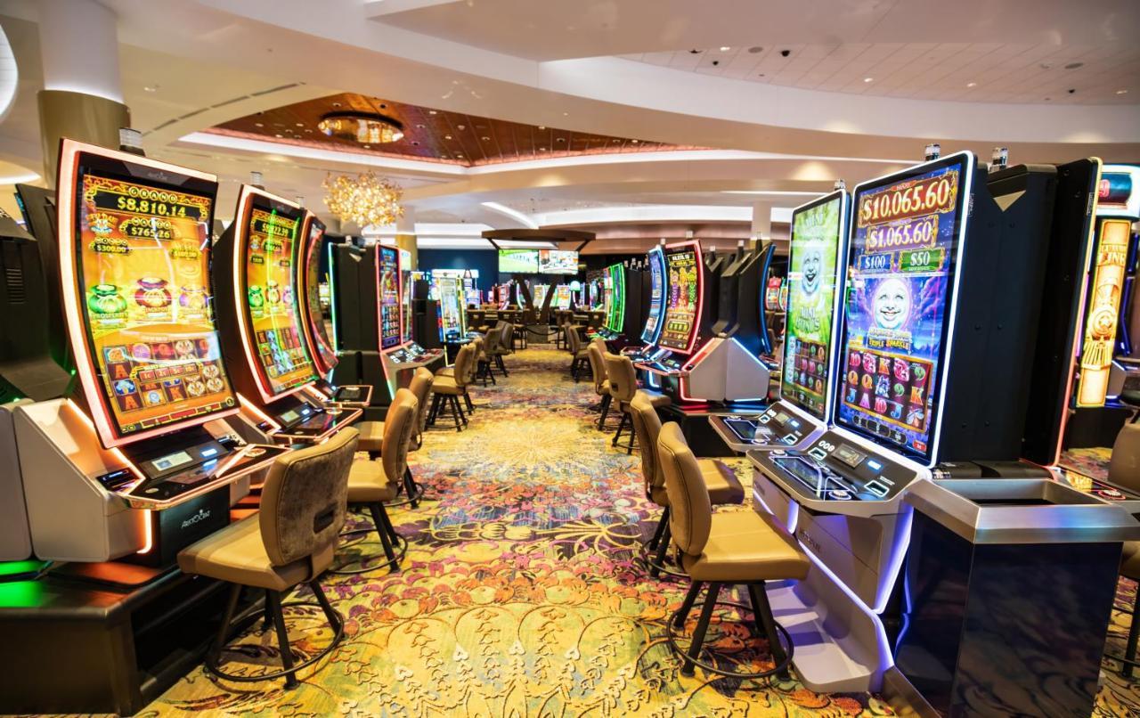 Walker'S Bluff Casino Resort Carbondale Dış mekan fotoğraf